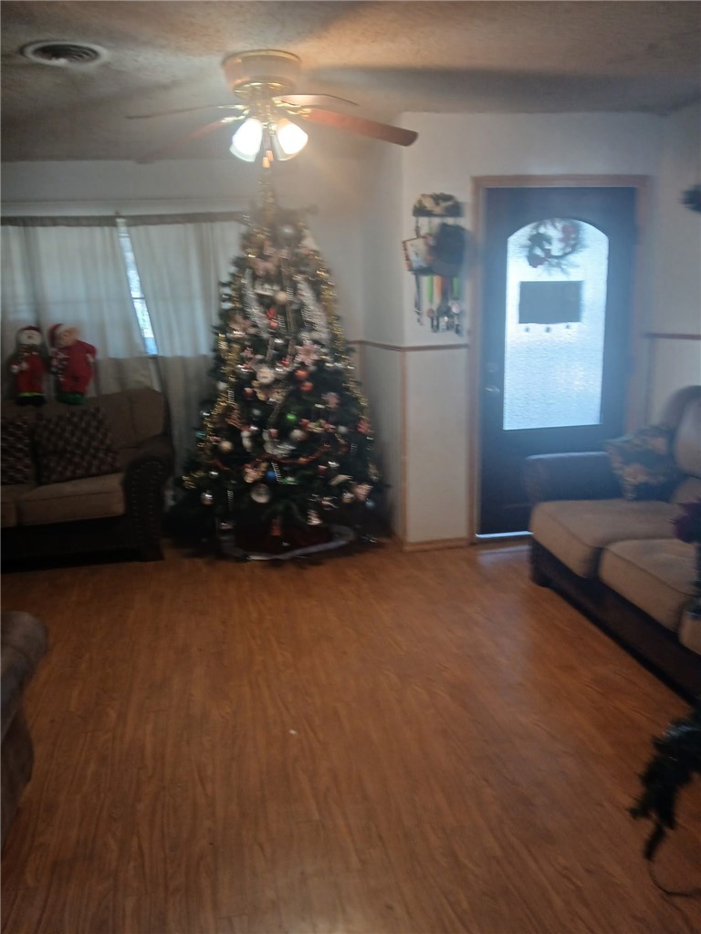 1620 Rand Morgan Corpus Christi TX 78410
