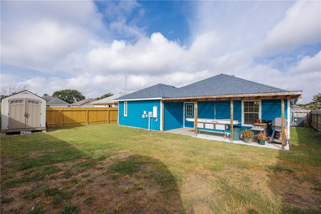 2333 Zuza Drive Corpus Christi TX 78418