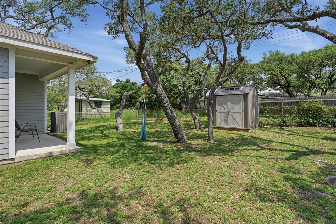 1906 Picton Rockport TX 78382