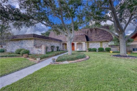 5233 Saint Andrews Drive Corpus Christi TX 78413