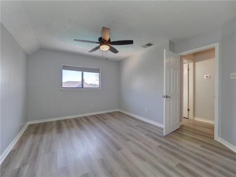 2306 Park Wood Drive Portland TX 78374