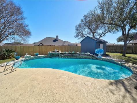 2306 Park Wood Drive Portland TX 78374