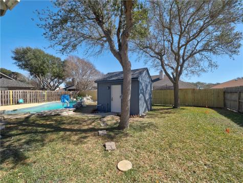 2306 Park Wood Drive Portland TX 78374