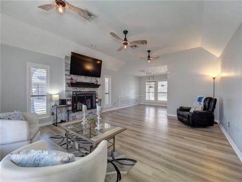 2306 Park Wood Drive Portland TX 78374