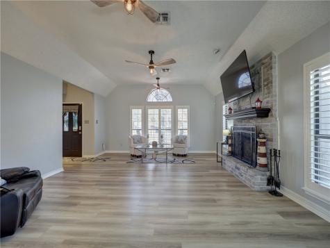2306 Park Wood Drive Portland TX 78374