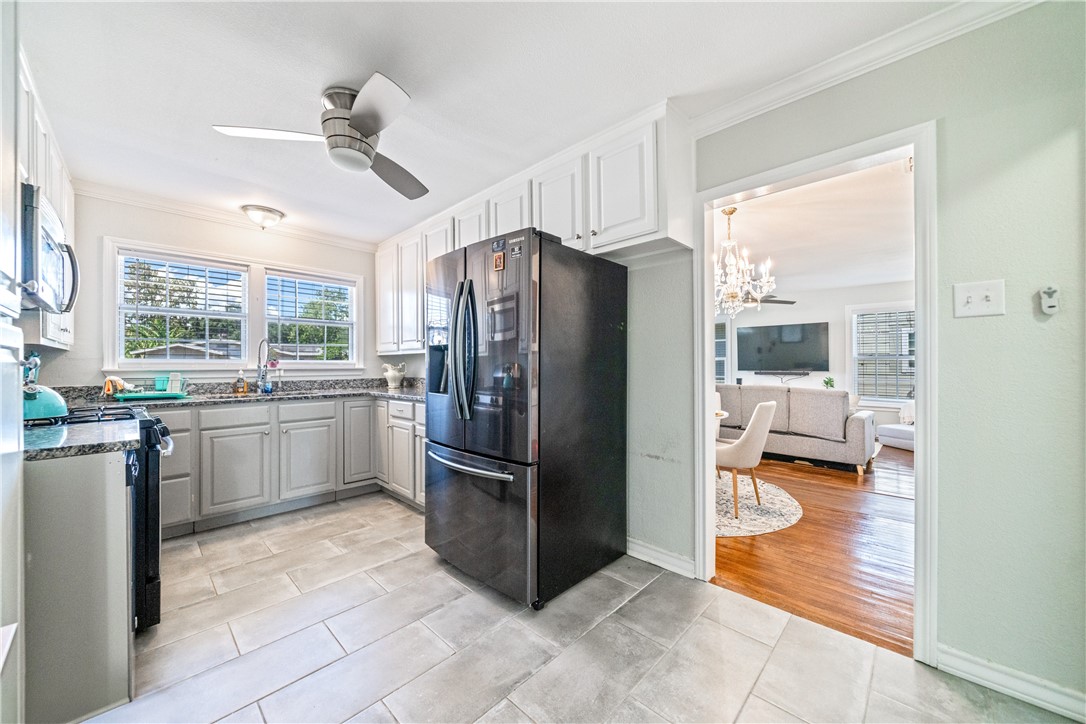 1325 Ray Drive Corpus Christi TX 78411
