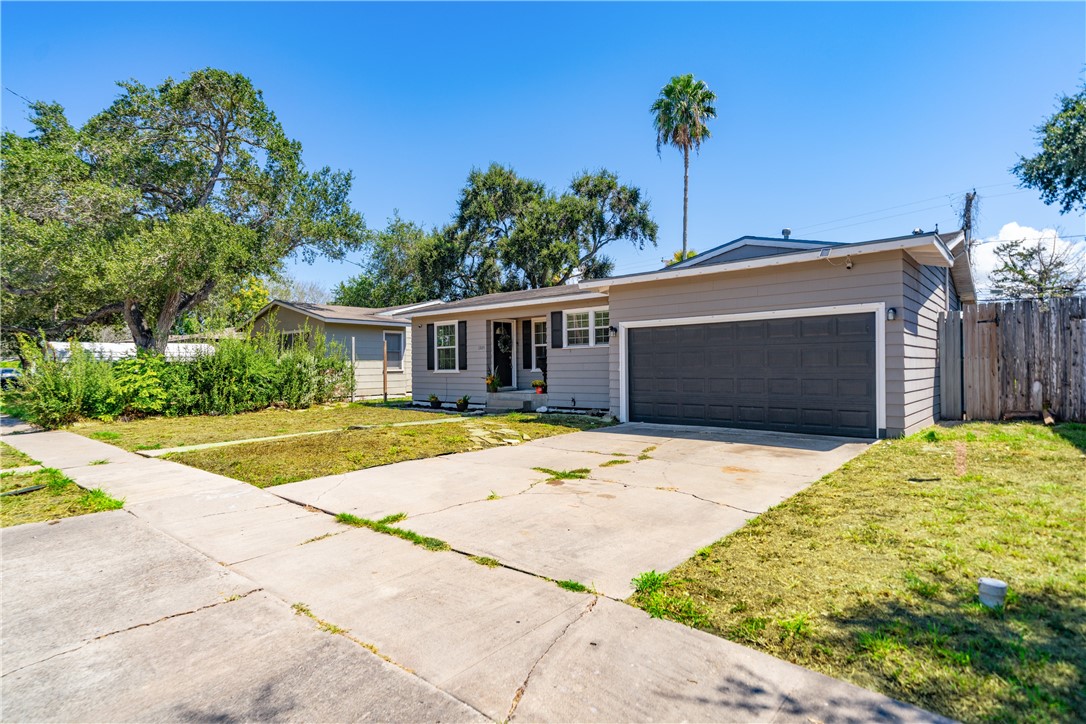 1325 Ray Drive Corpus Christi TX 78411