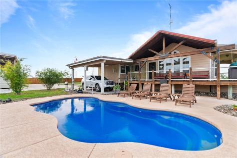 318 County Road 3032 Orange Grove TX 78372