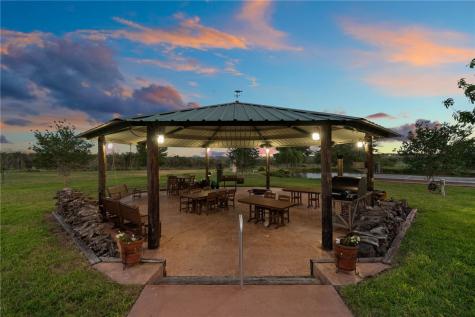 318 County Road 3032 Orange Grove TX 78372