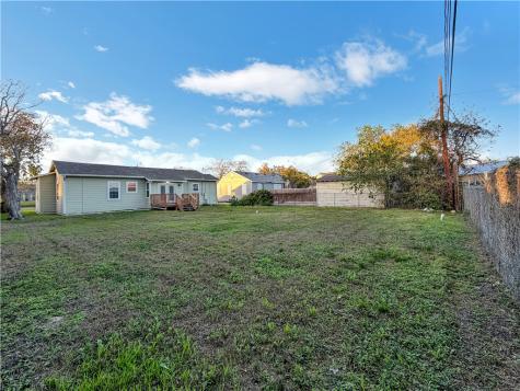 1110 Logan Avenue Corpus Christi TX 78404