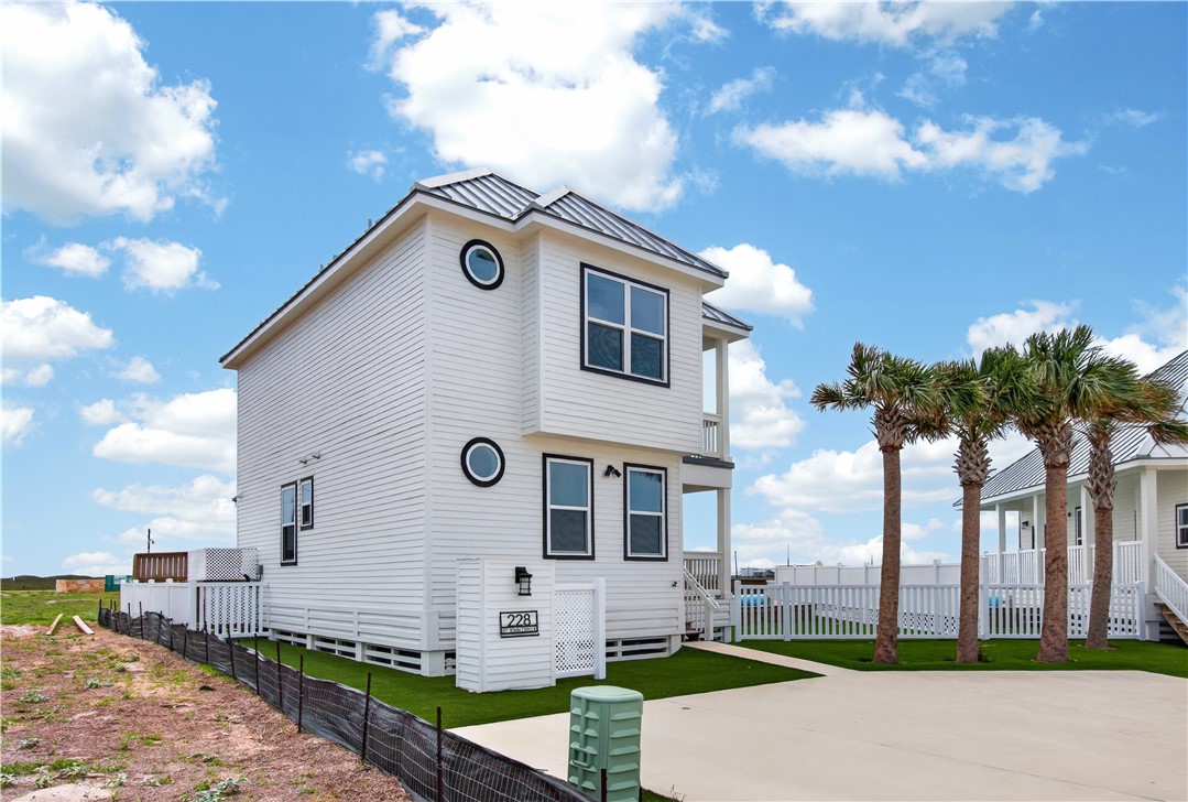 228 St John Circle Port Aransas TX 78373