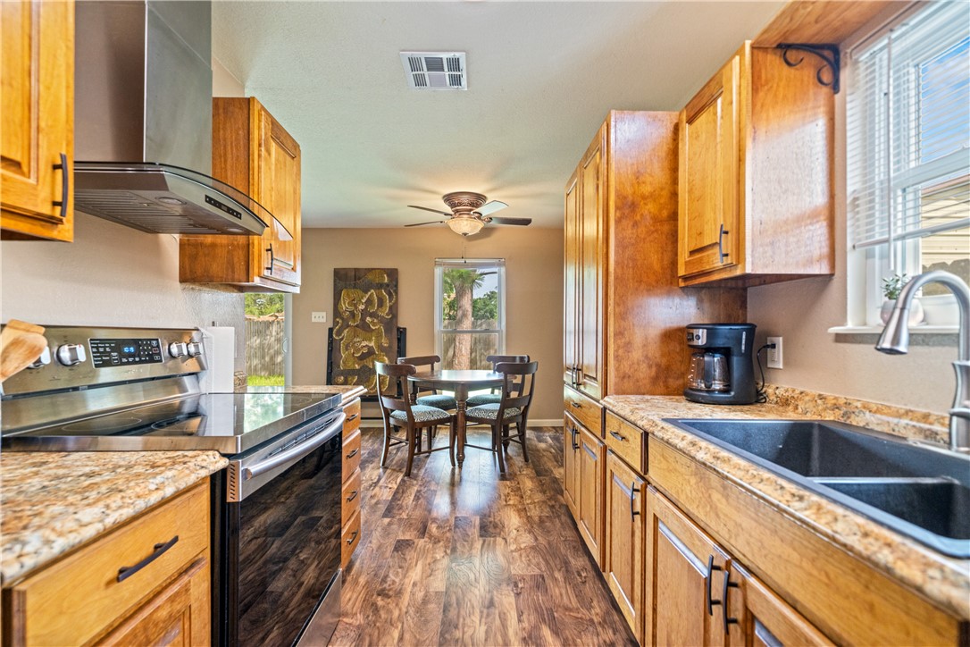 2309 Manitoba Drive Corpus Christi TX 78418