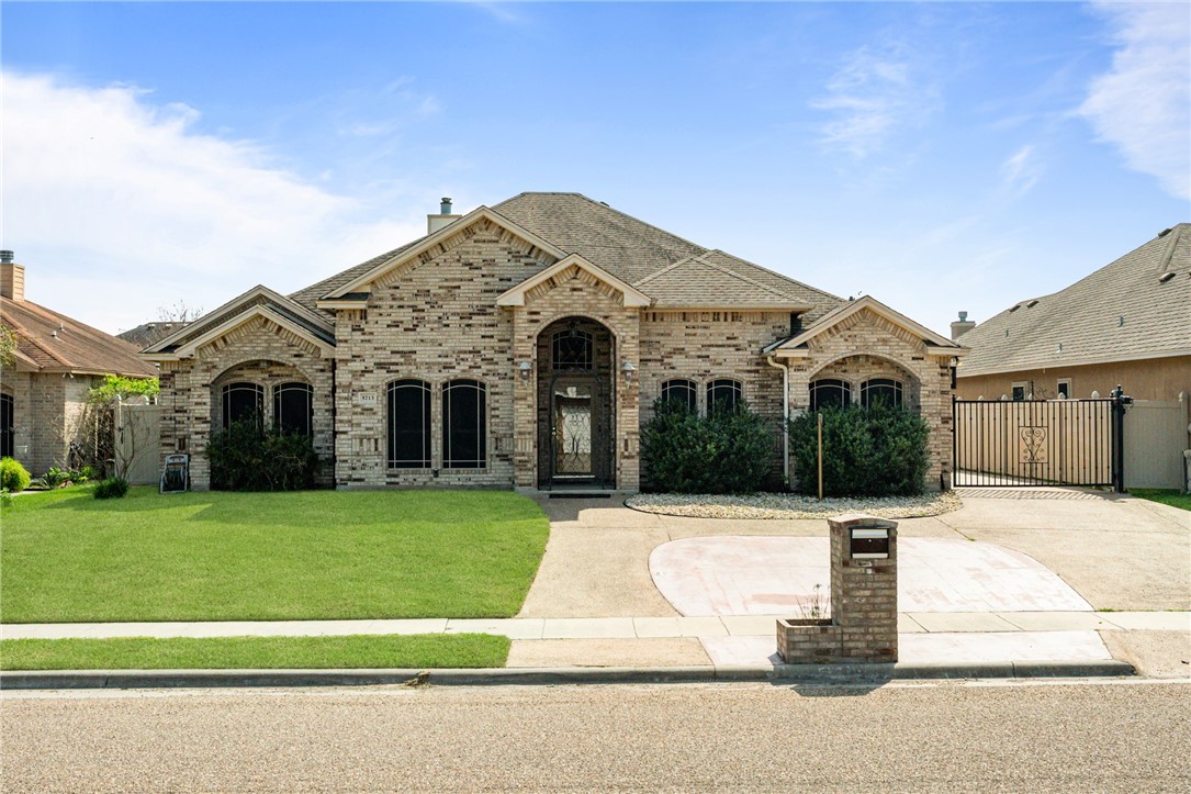 5713 Aava Corpus Christi TX 78414