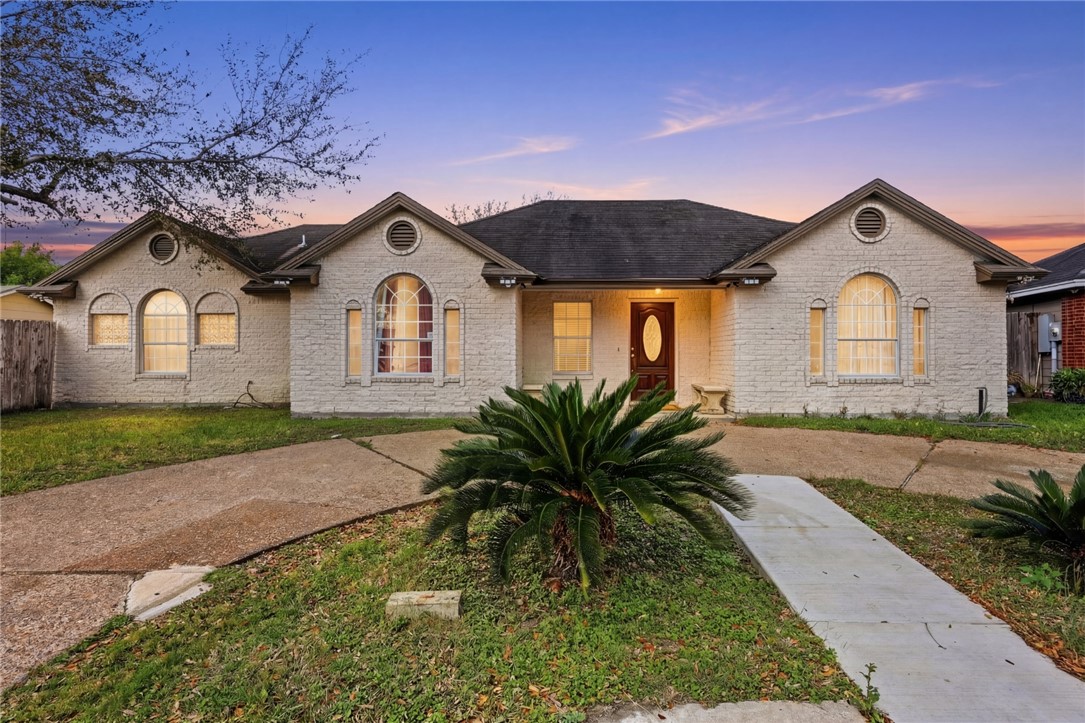 1109 Green Field Drive Corpus Christi TX 78405