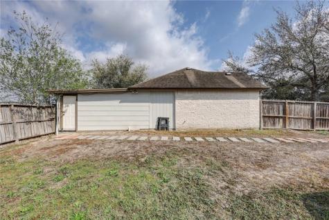 1109 Green Field Drive Corpus Christi TX 78405