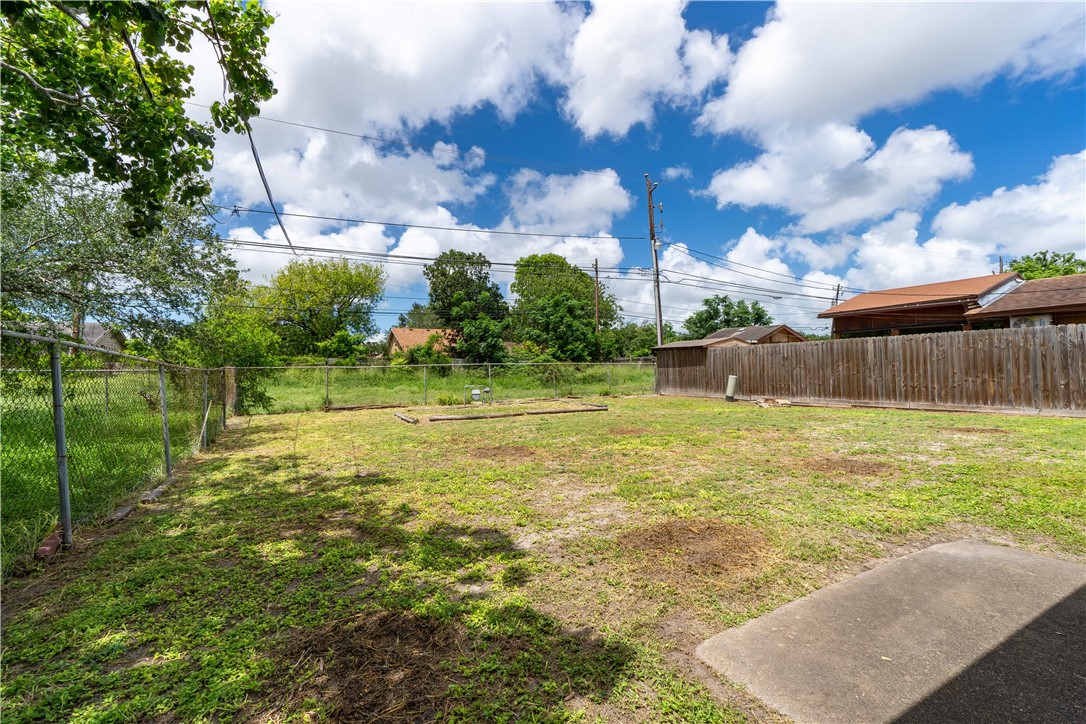 1746 Mission Drive Corpus Christi TX 78417