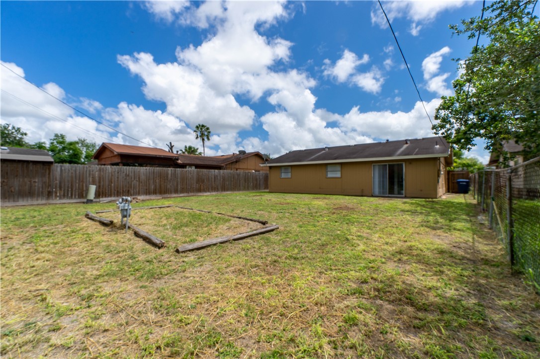 1746 Mission Drive Corpus Christi TX 78417