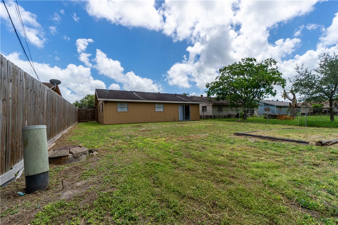 1746 Mission Drive Corpus Christi TX 78417