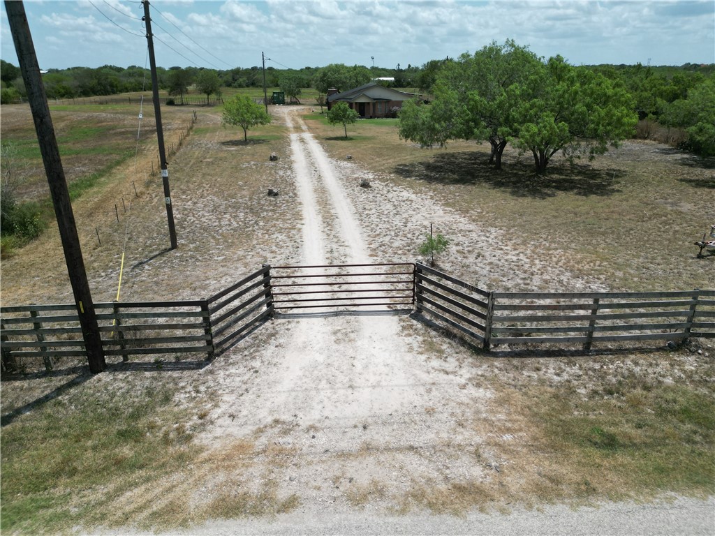 1260 W County Road 303 Orange Grove TX 78372