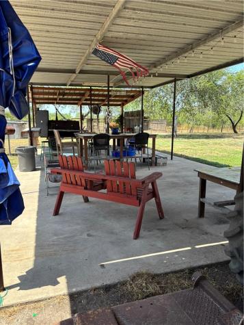 1260 W County Road 303 Orange Grove TX 78372