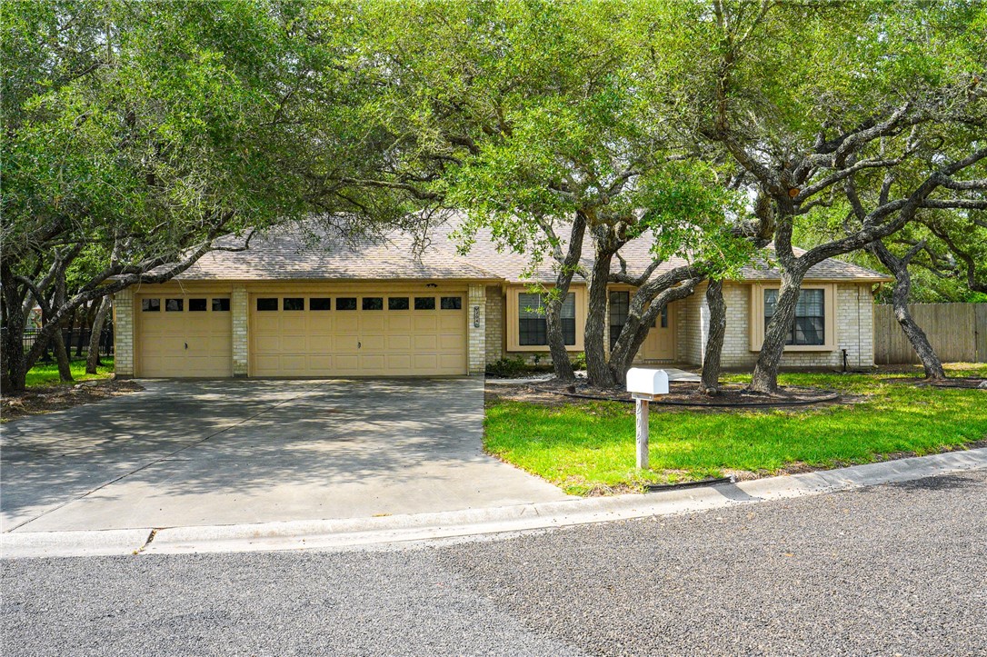 204 Highlands Drive Rockport TX 78382