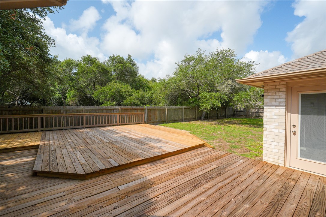 204 Highlands Drive Rockport TX 78382