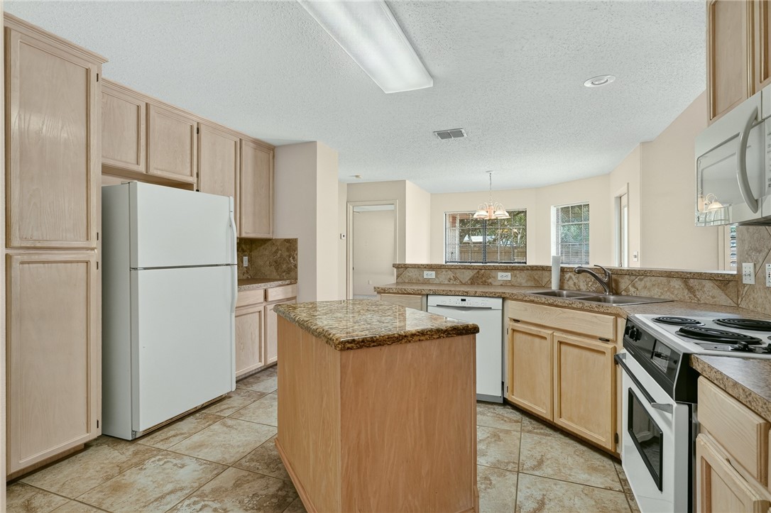 204 Highlands Drive Rockport TX 78382