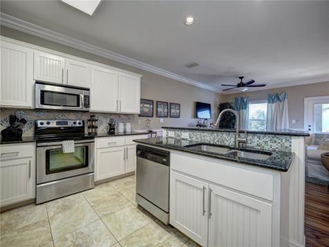 247 W Roberts Avenue 5 Port Aransas TX 78373