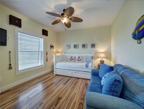 247 W Roberts Avenue 5 Port Aransas TX 78373