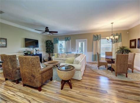 247 W Roberts Avenue 5 Port Aransas TX 78373