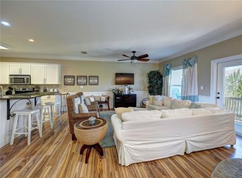 247 W Roberts Avenue 5 Port Aransas TX 78373
