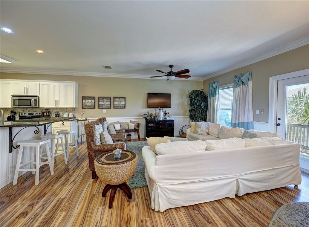 247 W Roberts Avenue 5 Port Aransas TX 78373