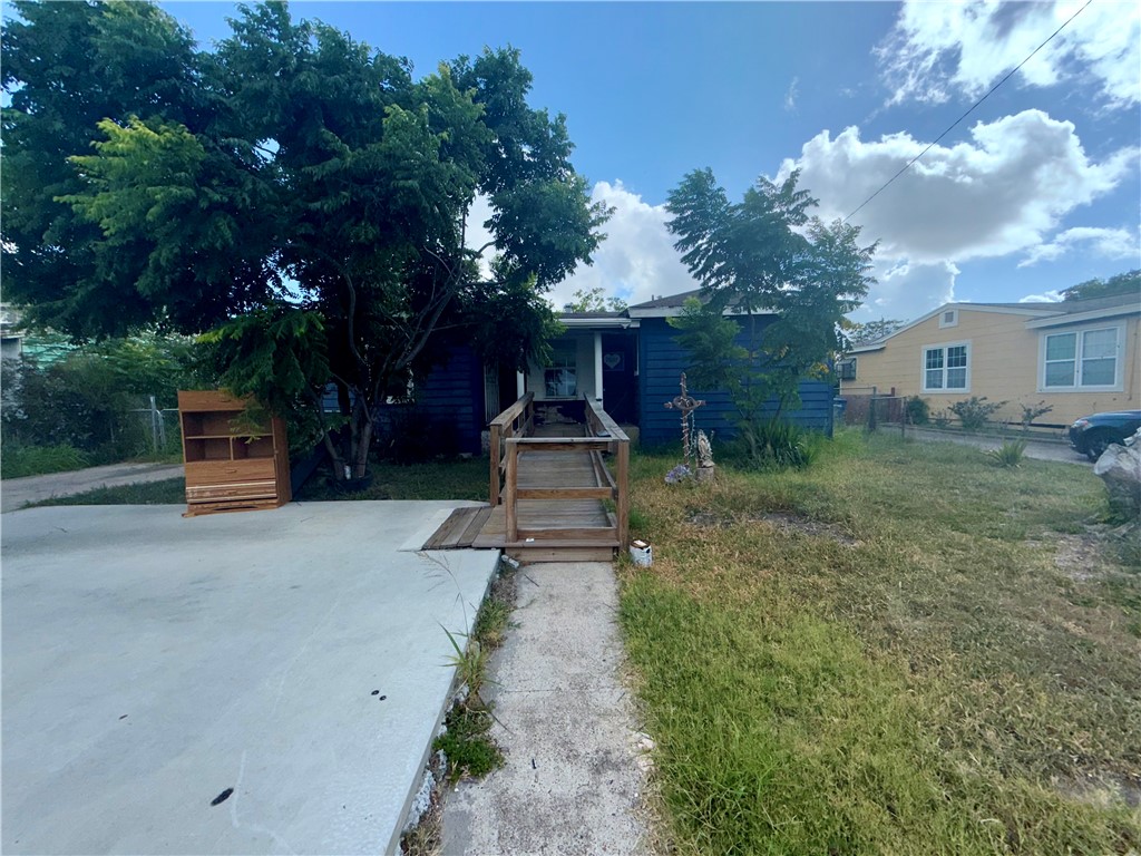 4026 W Vanderbilt Drive Corpus Christi TX 78415