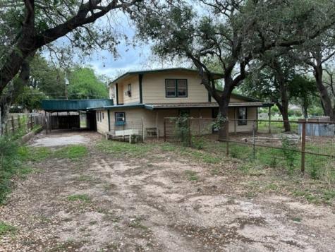 247 Oak Hill Drive Beeville TX 78102