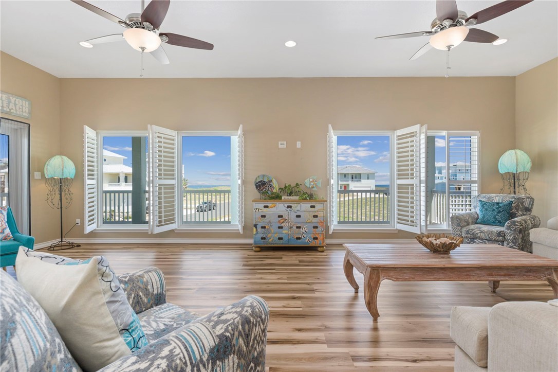 7557 Welkan Cove Port Aransas TX 78373