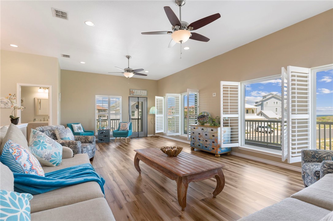 7557 Welkan Cove Port Aransas TX 78373