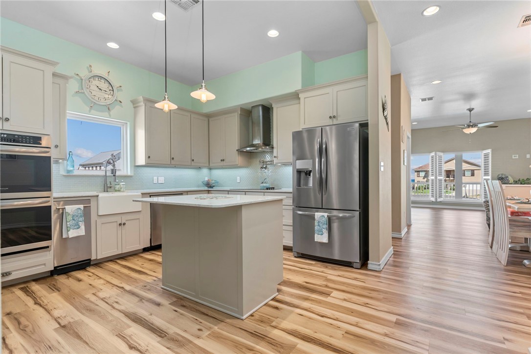 7557 Welkan Cove Port Aransas TX 78373