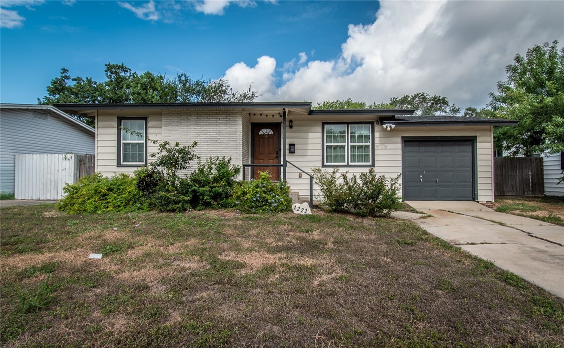 1221 Vance Drive Corpus Christi TX 78412