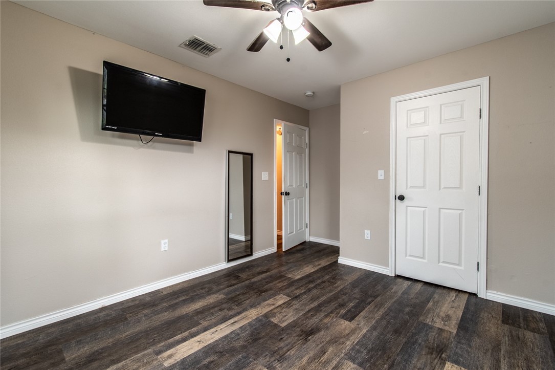 1221 Vance Drive Corpus Christi TX 78412