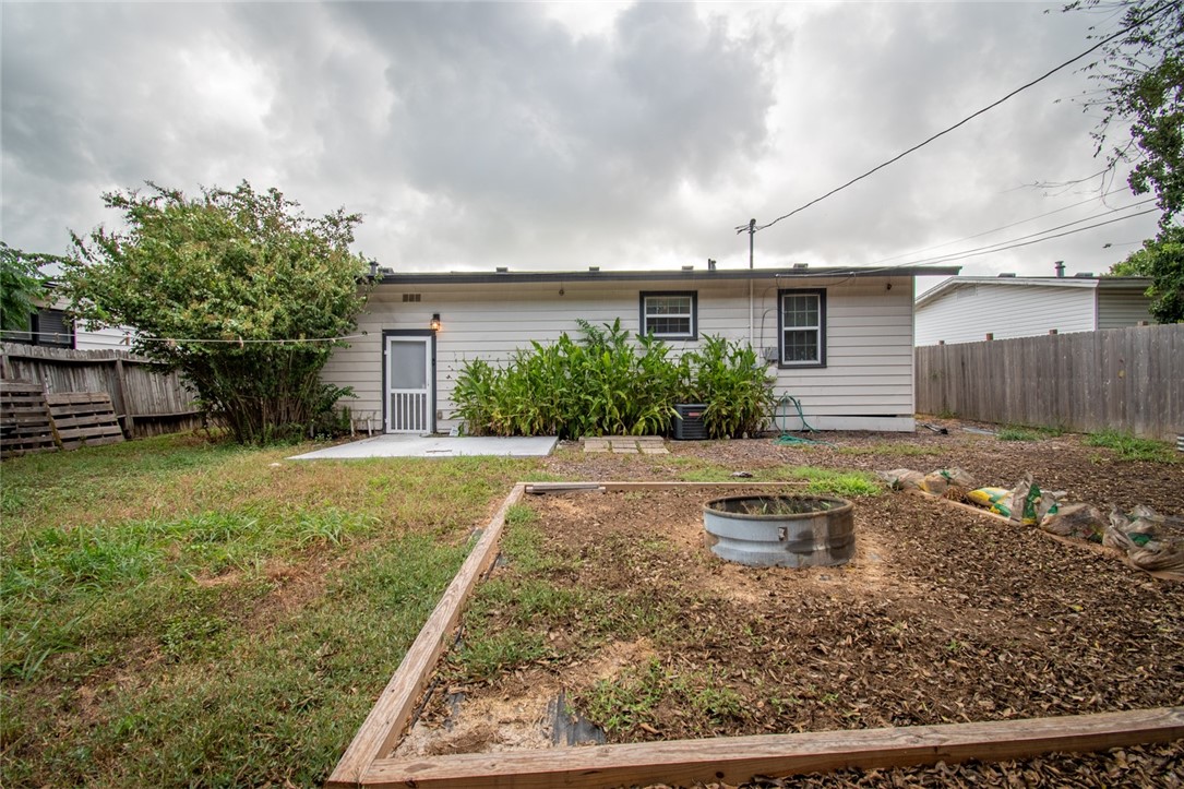 1221 Vance Drive Corpus Christi TX 78412