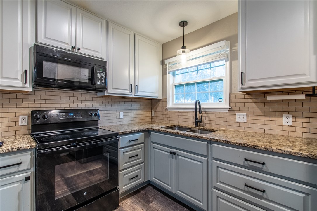 1221 Vance Drive Corpus Christi TX 78412