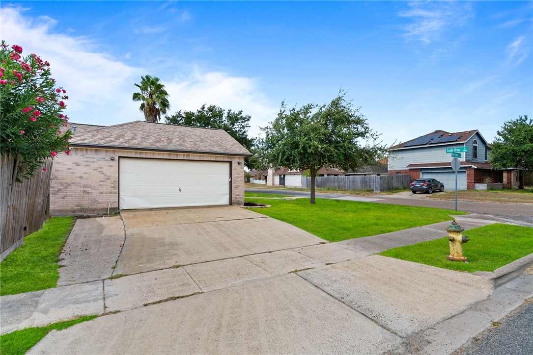 7902 Snake River Drive Corpus Christi TX 78414