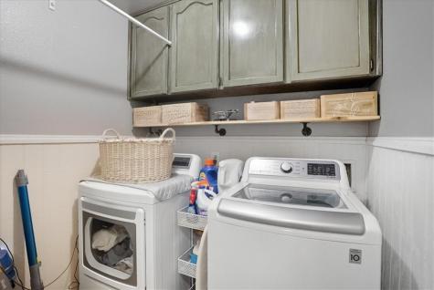 857 Cliff Drive Portland TX 78374