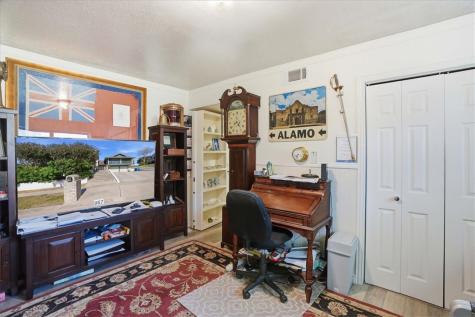 857 Cliff Drive Portland TX 78374