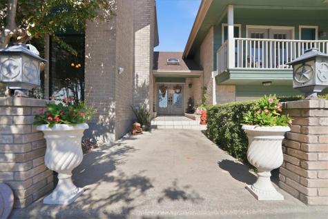 857 Cliff Drive Portland TX 78374