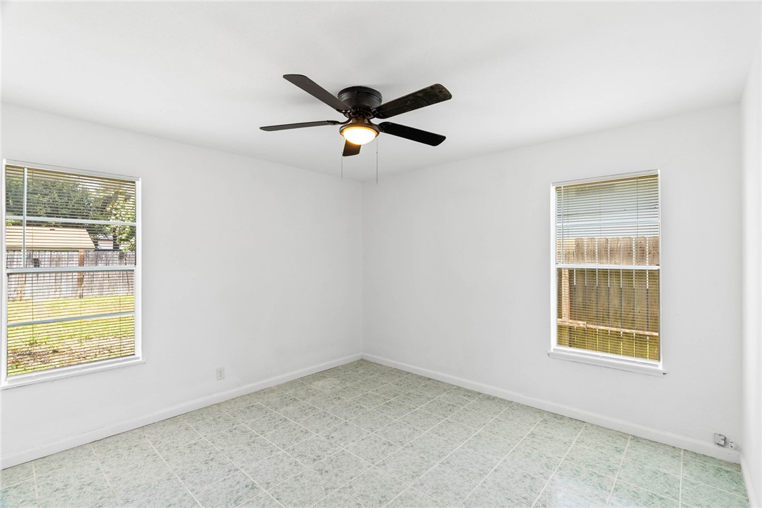 5702 Cain Drive Corpus Christi TX 78412