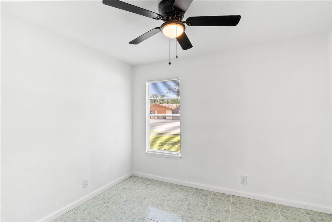 5702 Cain Drive Corpus Christi TX 78412