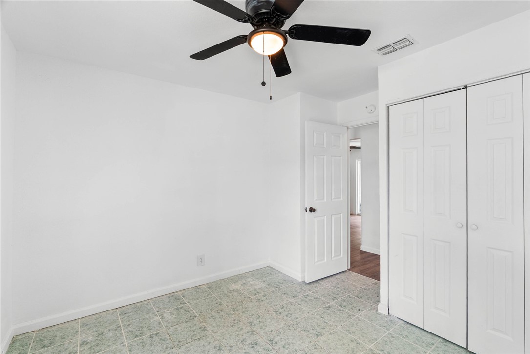 5702 Cain Drive Corpus Christi TX 78412
