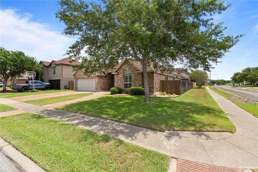 7534 Cannes Drive Corpus Christi TX 78414