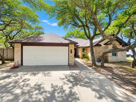 1402 S Saunders Street Aransas Pass TX 78336